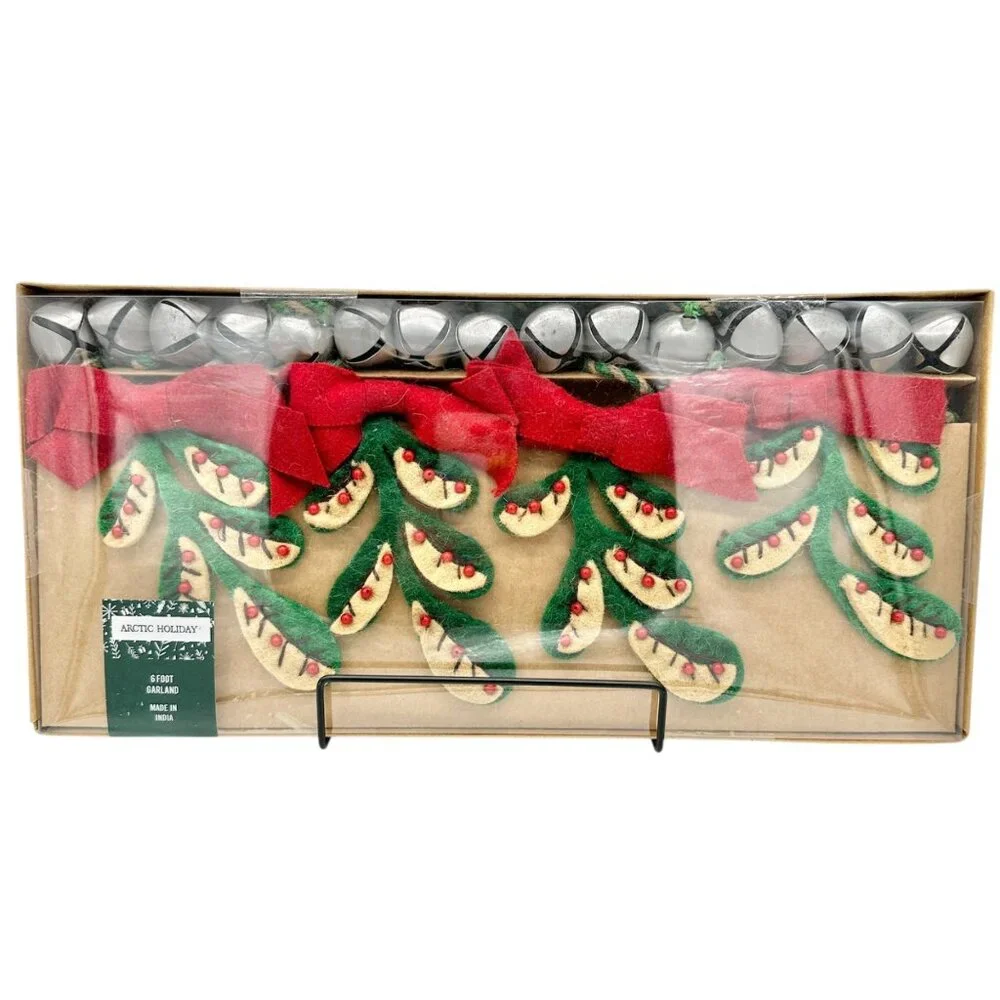 Arctic Holiday 6 Foot Felt Garland With Bells and Red Felt Bow Accents NEW